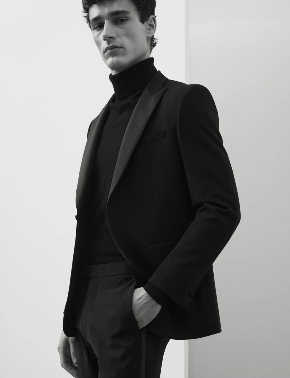 Tailored Fit Wool Blend Tuxedo Jacket