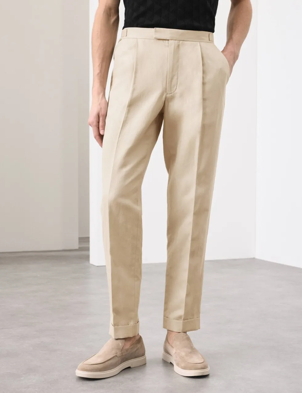 Tapered Fit Cotton Linen Blend Trousers
