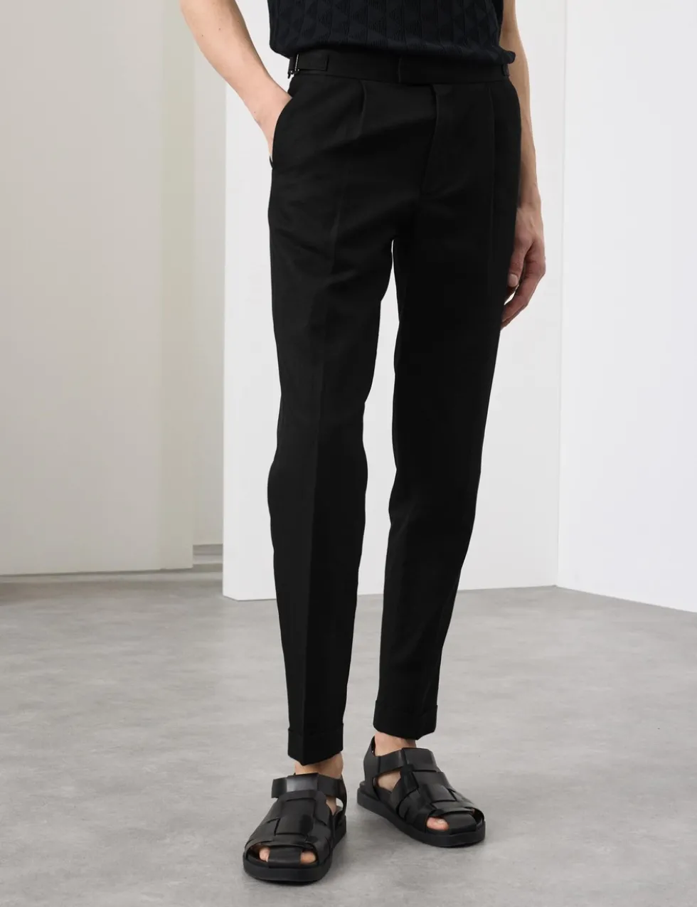 Tapered Fit Cotton Linen Blend Trousers