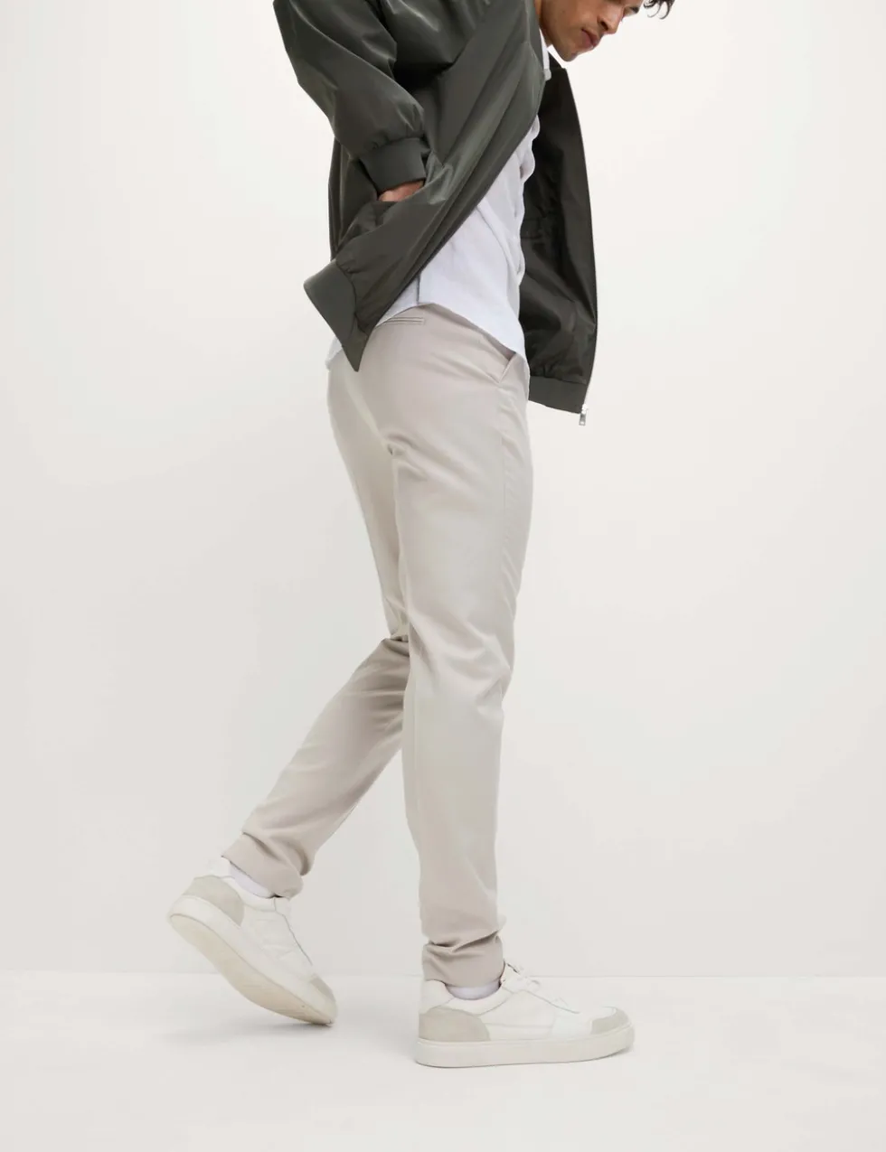 Tapered Fit Elasticated Trousers