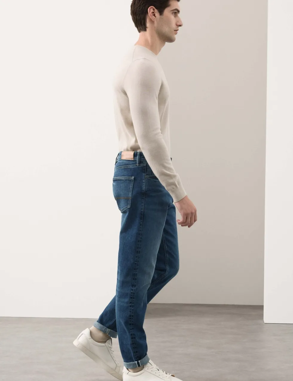 Tapered Fit Japanese Selvedge Stretch Jeans
