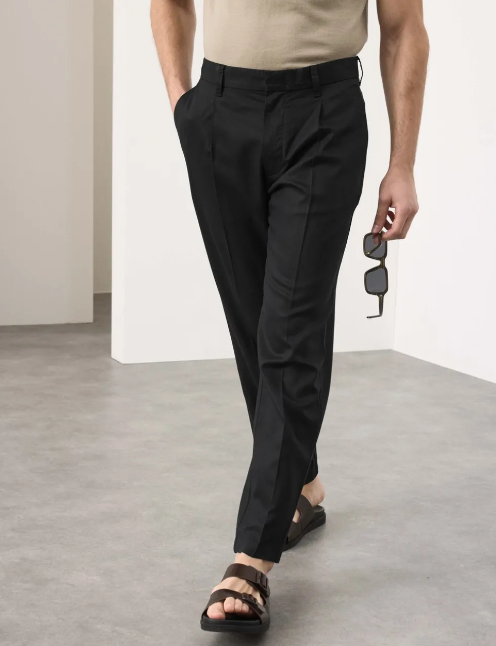 Tapered Fit Lyocell Rich Trousers