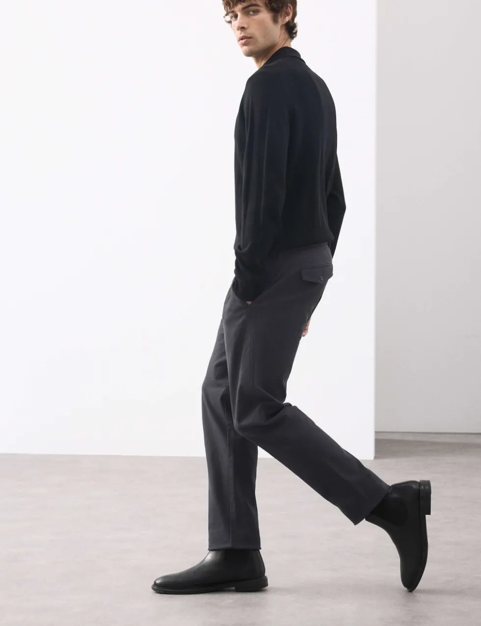Tapered Fit Textured Dobby Pleat Front Chinos