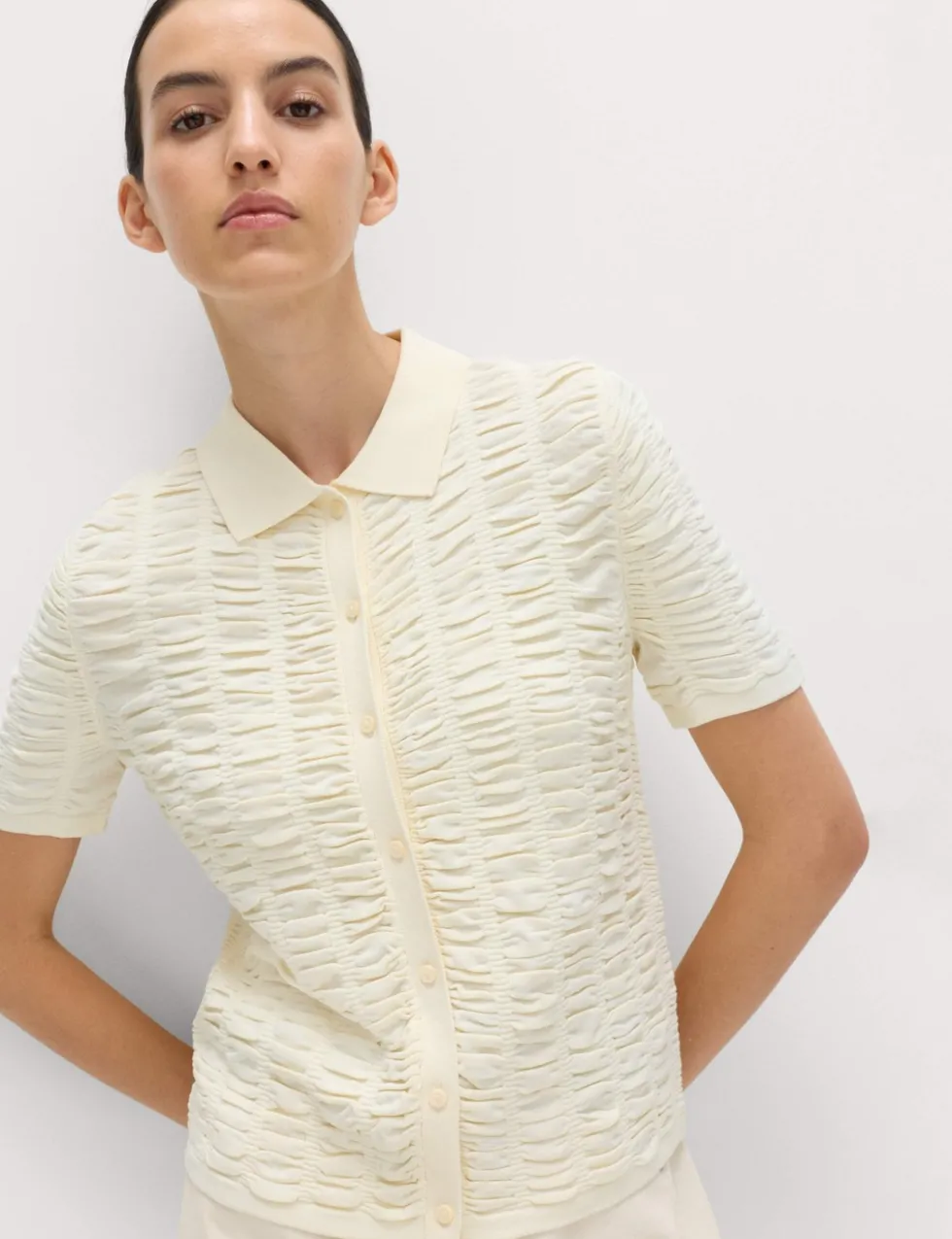 Textured Collared Fitted Cardigan