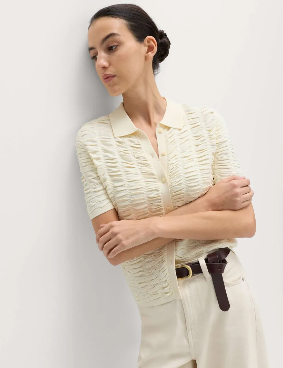 Textured Collared Fitted Cardigan