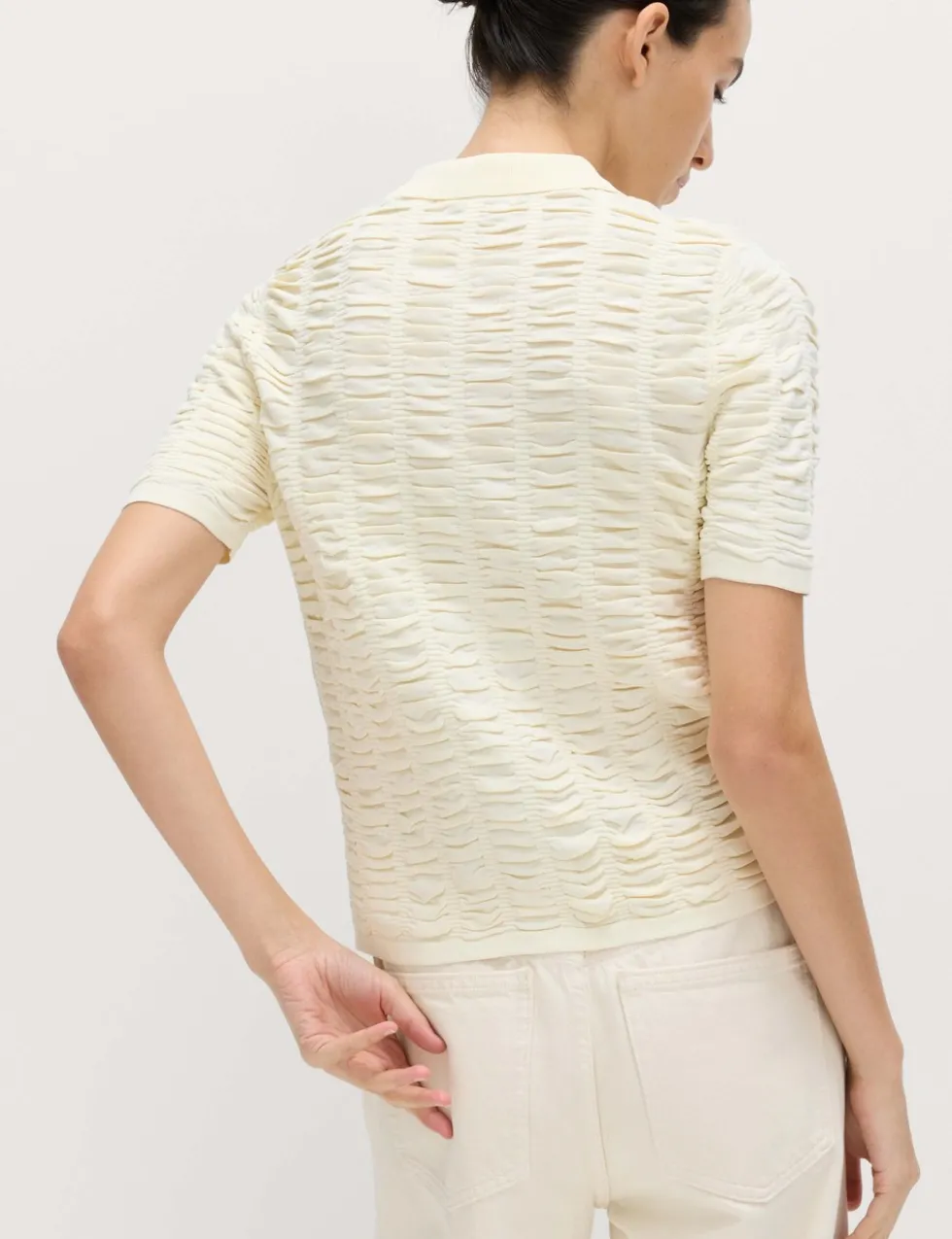 Textured Collared Fitted Cardigan