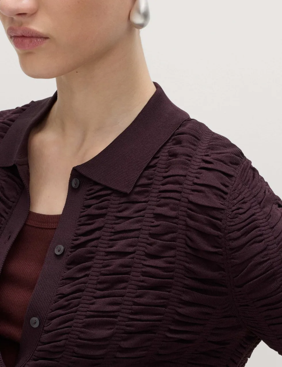 Textured Collared Fitted Cardigan