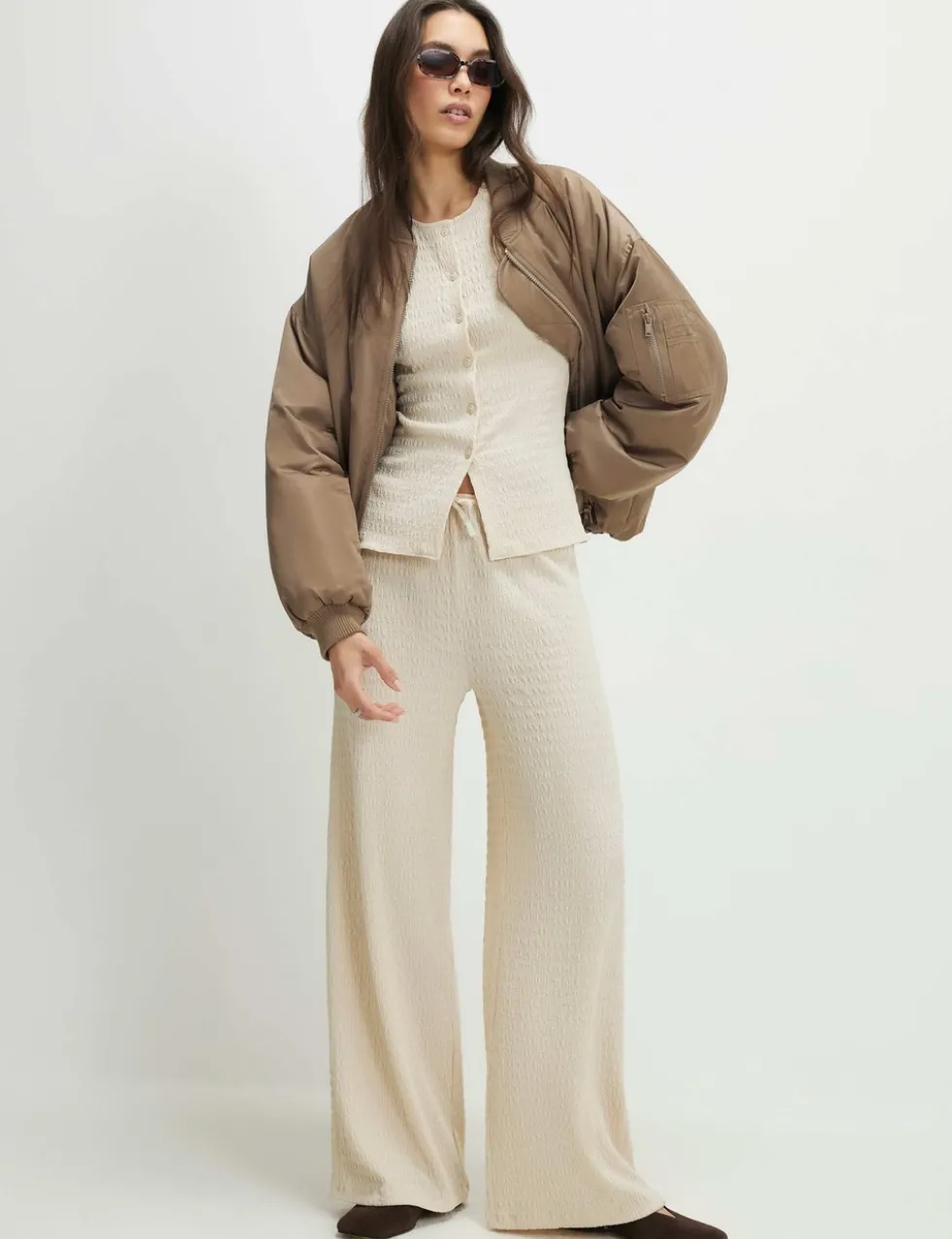 Textured Elasticated Waist Wide Leg Trousers