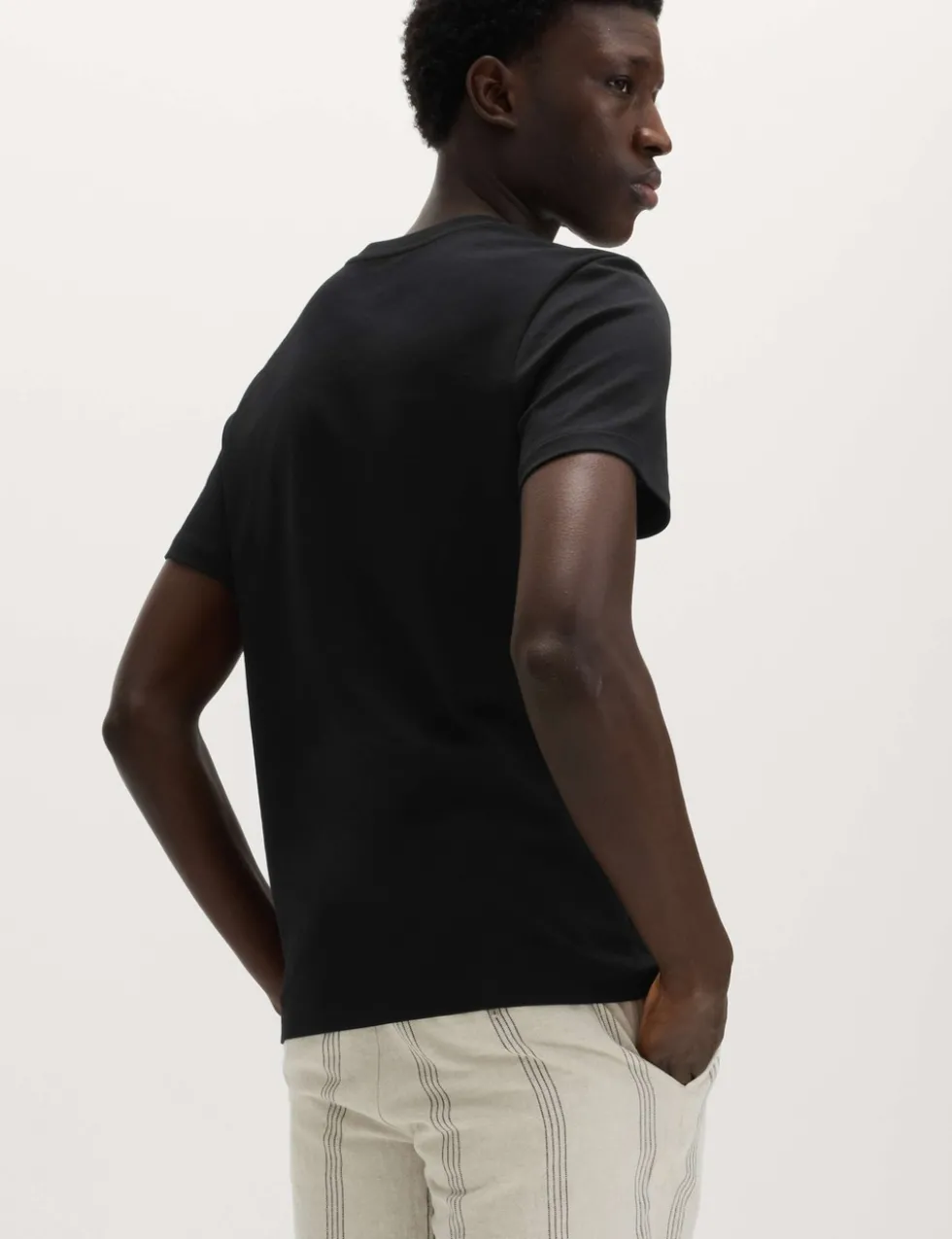 The Utimate Slim Fit Cotton Blend T-Shirt