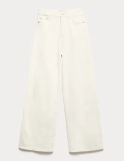 The Wide-Leg Jeans