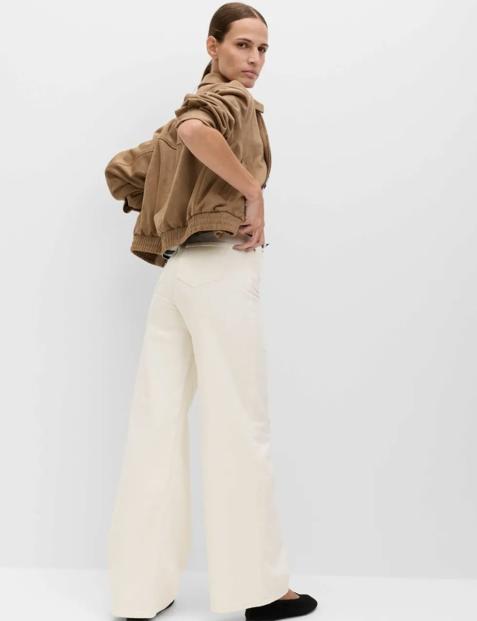 The Wide-Leg Jeans