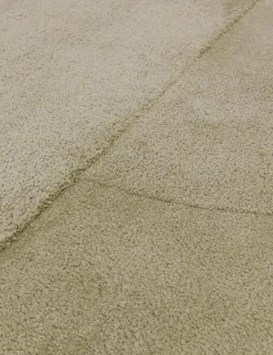Tova Rug