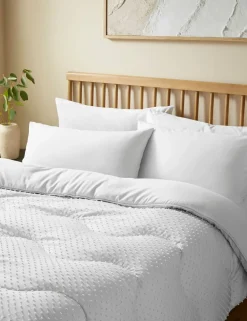 Tufted Dots 4.5 Tog Coverless Duvet Set