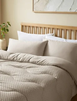 Tufted Dots 4.5 Tog Coverless Duvet Set