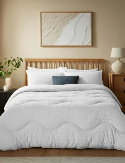Tufted Dots 10.5 Tog Coverless Duvet Set