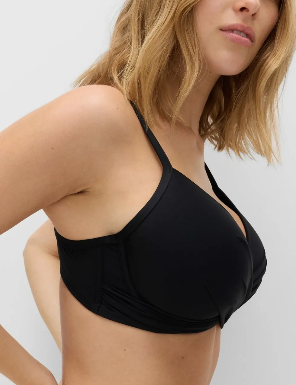 Underwired Plunge Bikini Top (D-G)