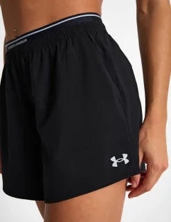 Vanish Woven Shorts
