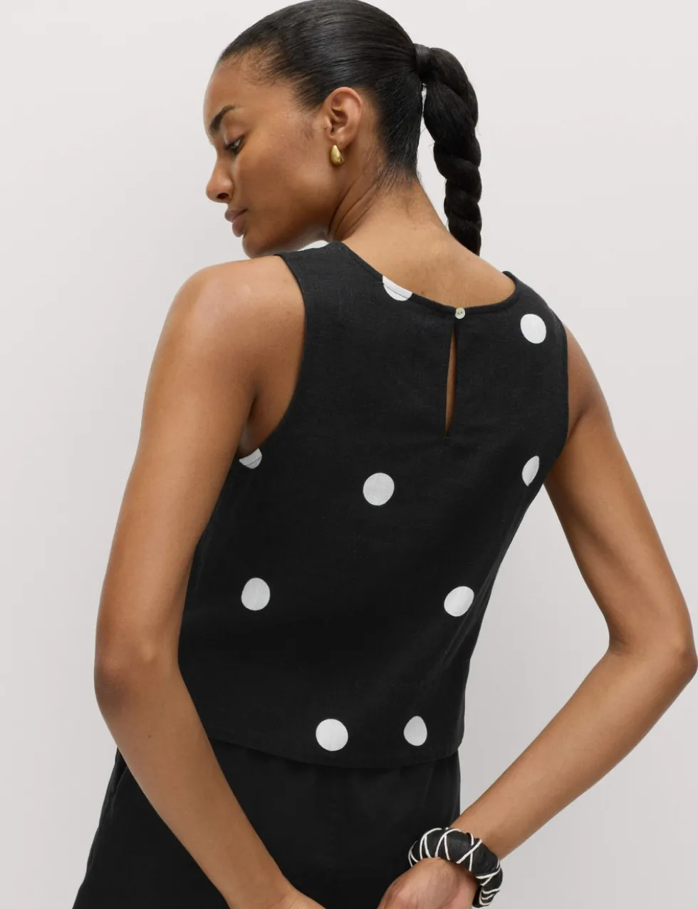 Vest with Linen