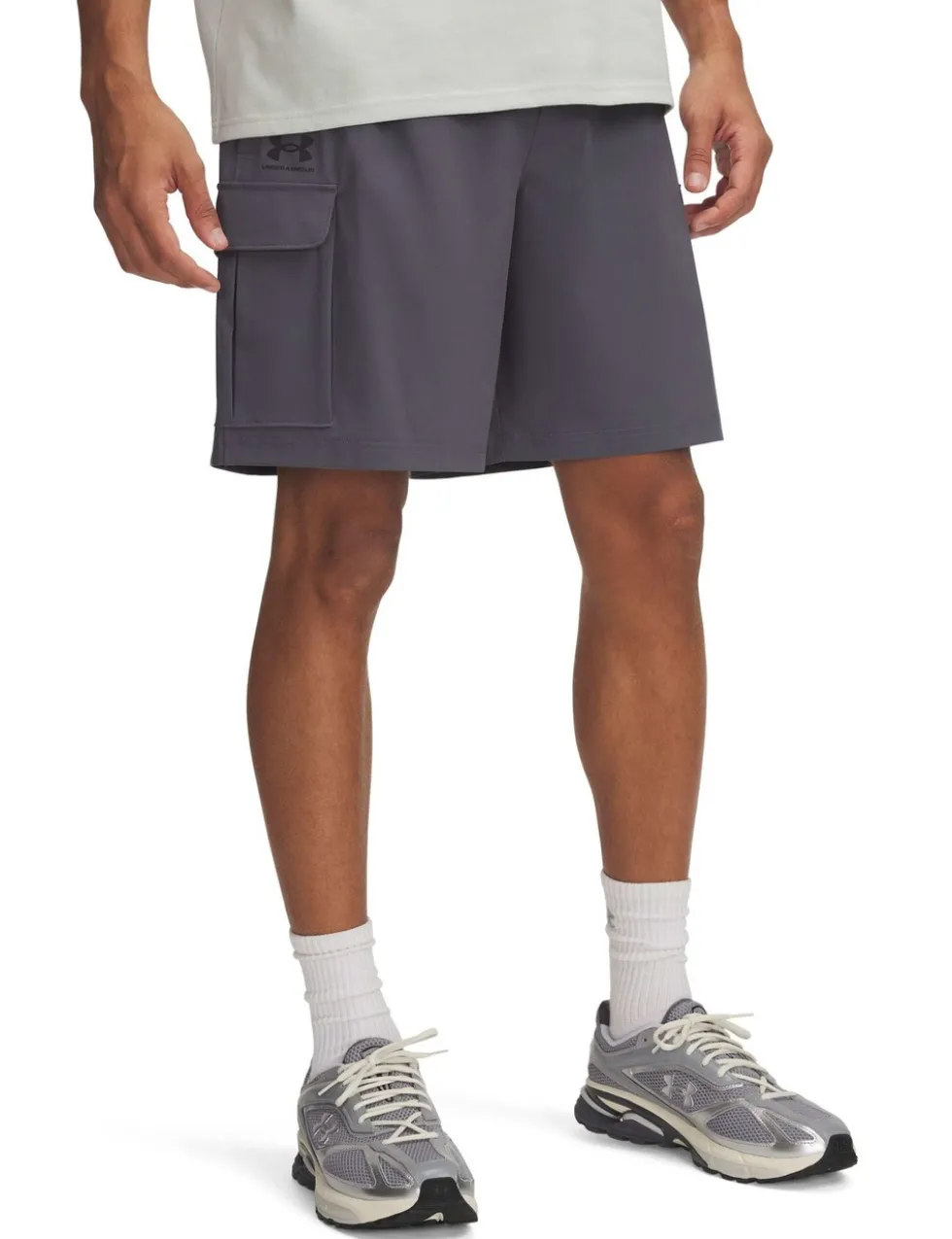 Vibe Woven Cargo Stretch Active Shorts