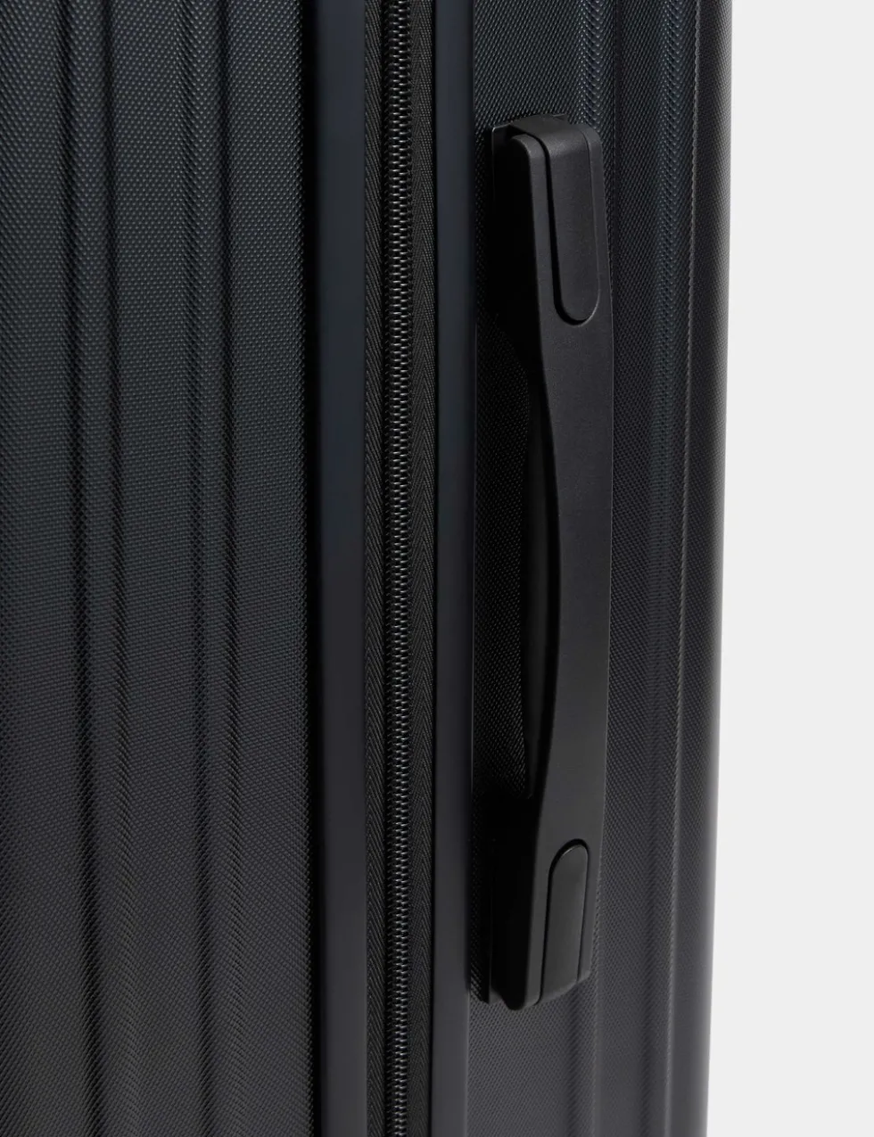 Vienna 4 Wheel Hard Shell Medium Suitcase