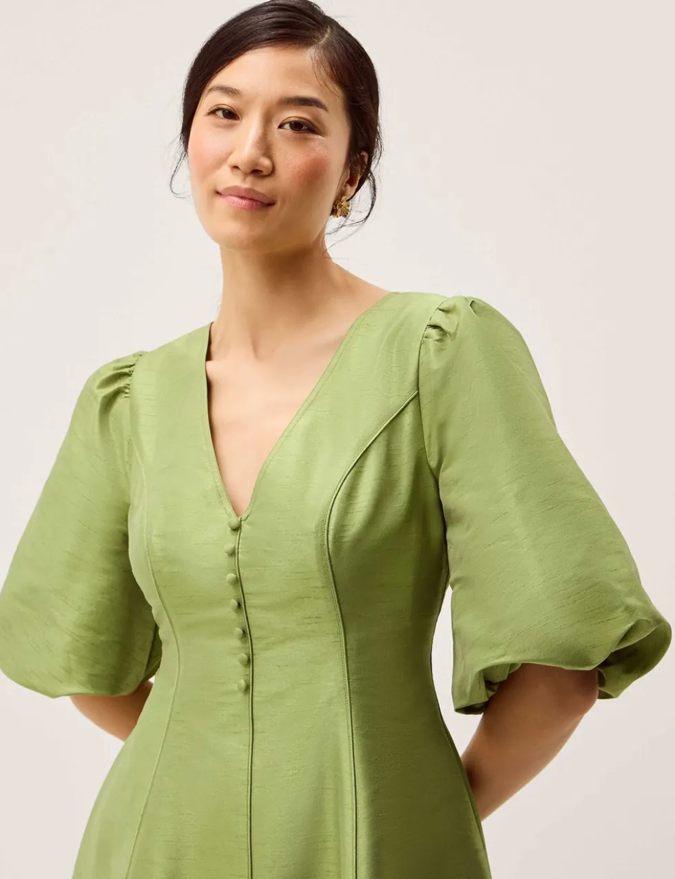 V-Neck Puff Sleeve Midi Skater Dress
