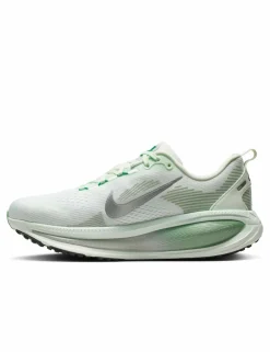 Vomero 18 Trainers