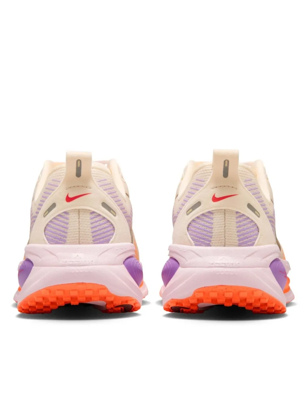 Vomero 18 Trainers