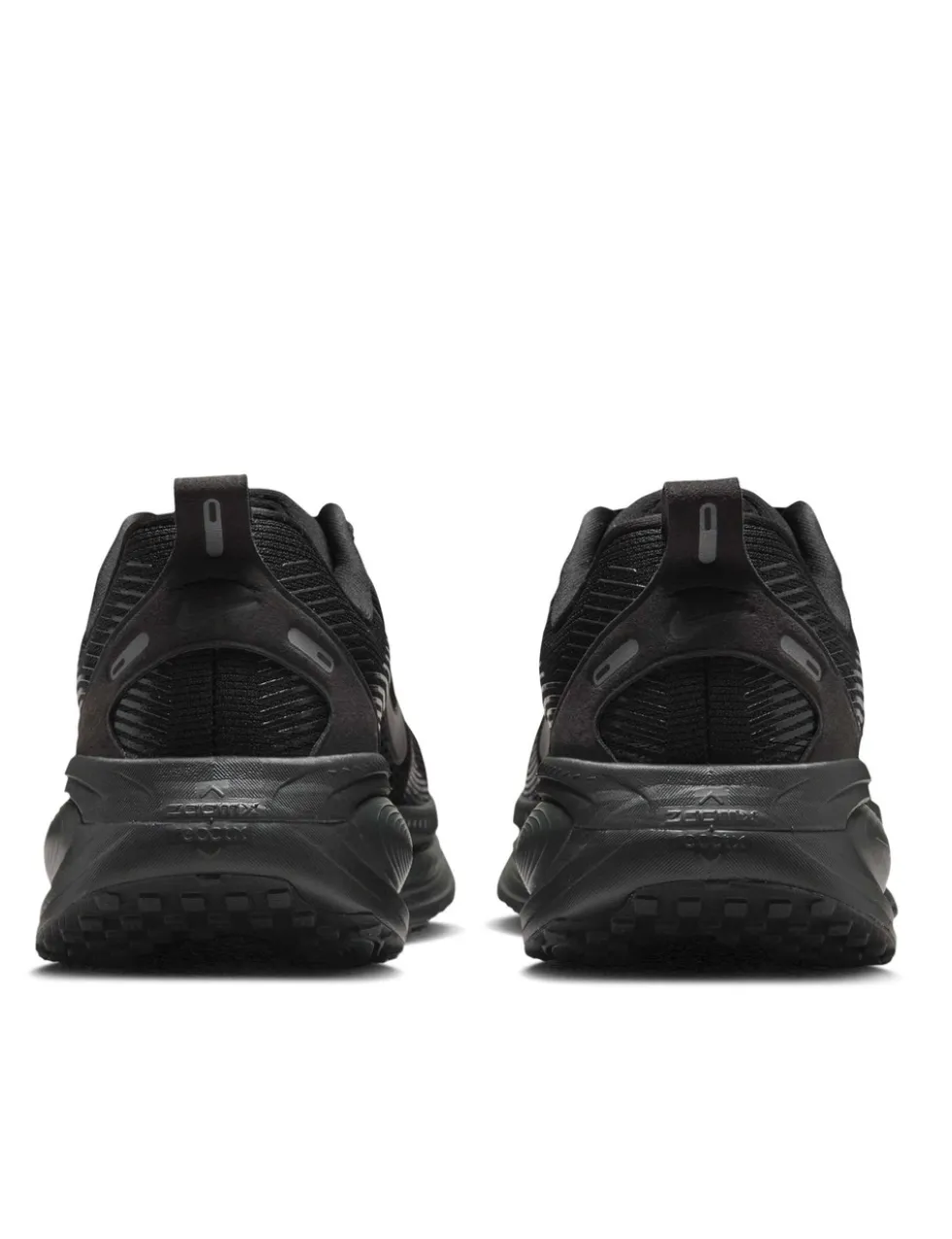 Vomero 18 Trainers