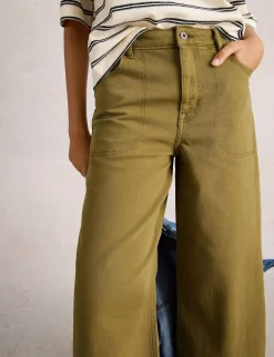Wide Leg Cropped Jeans
