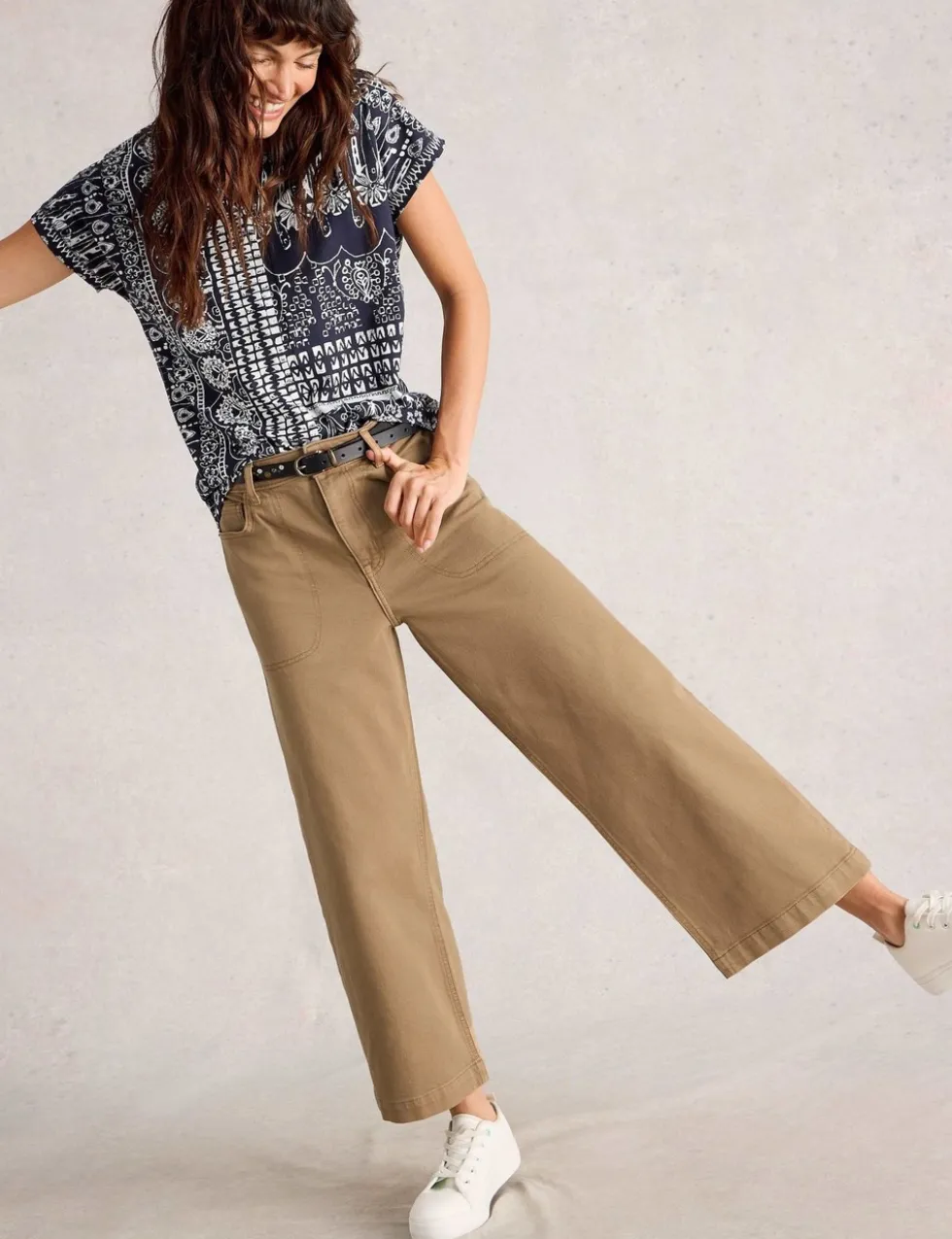 Wide Leg Cropped Jeans