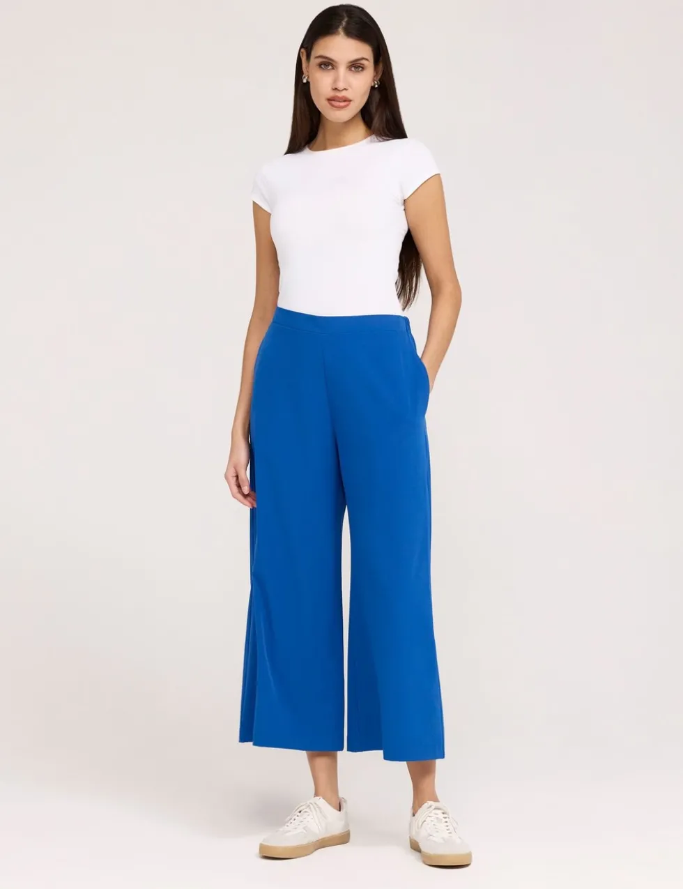 Wide Leg Cropped Trousers
