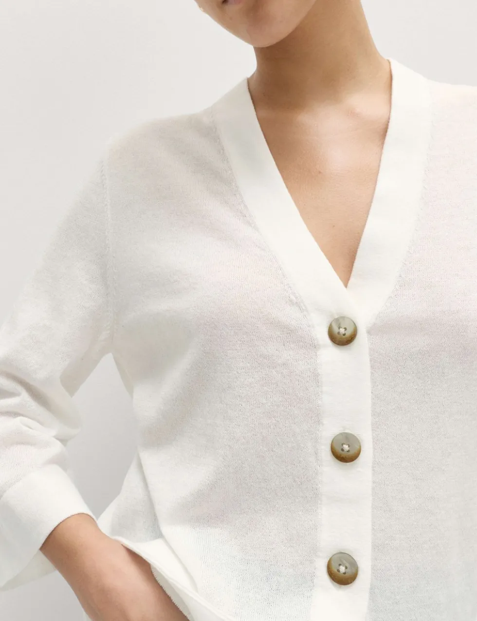 Wide Sleeve Short Length Cardigan